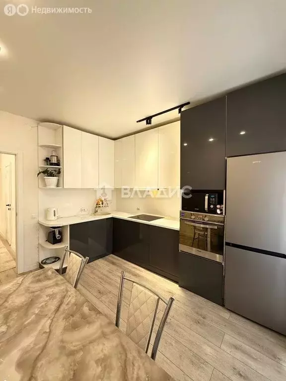 3-комнатная квартира: Чита, улица Токмакова, 41 (81.1 м) - Фото 1