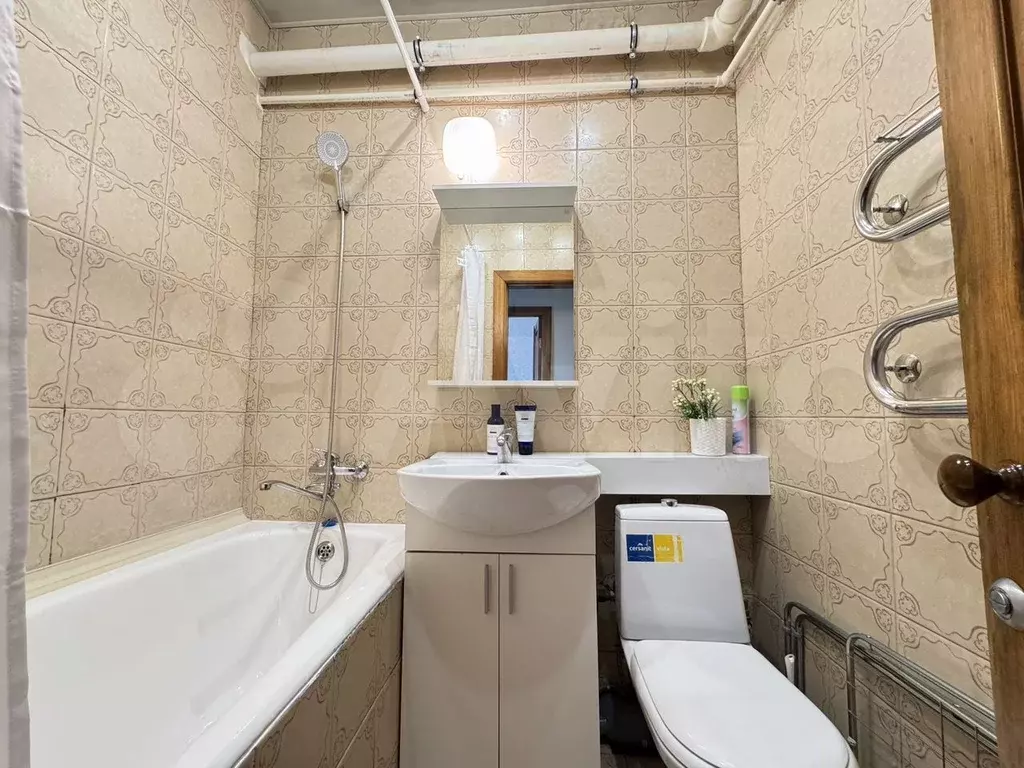 2-к. квартира, 41 м, 5/5 эт. - Фото 1