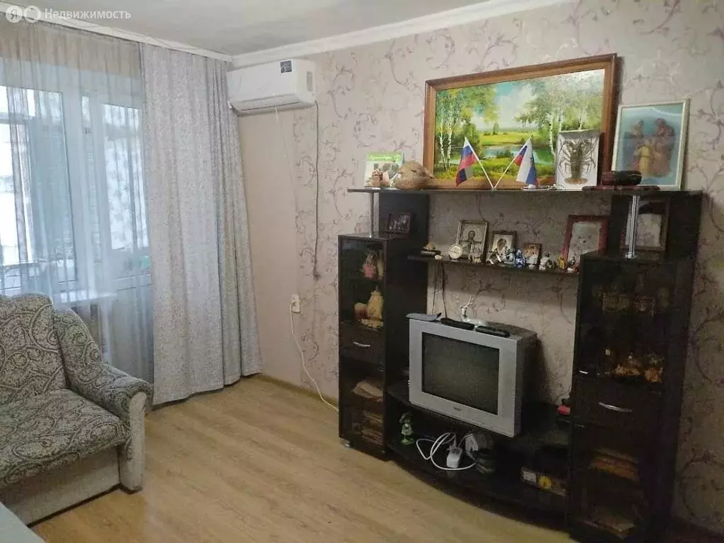 2-комнатная квартира: Каменск-Шахтинский, Красная улица, 50А (43.7 м) - Фото 1