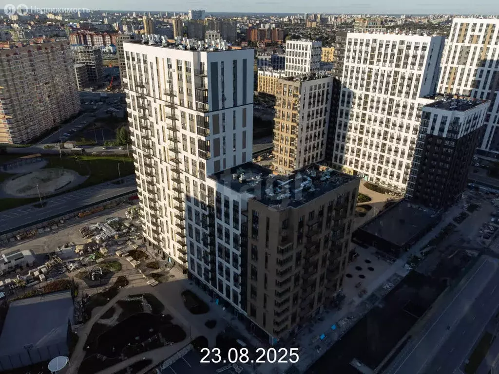 1-комнатная квартира: Тюмень, улица Фармана Салманова, 21 (39.79 м) - Фото 2