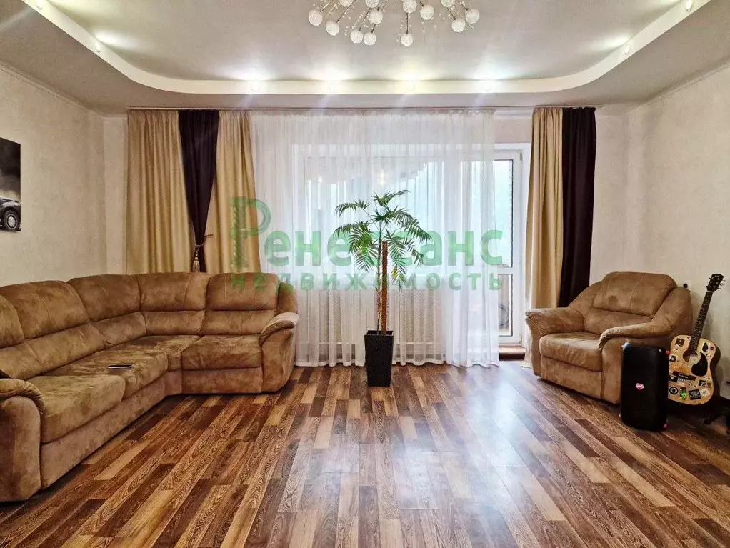 3-к кв. Брянская область, Брянск Бежицкая ул., 1к4 (117.5 м) - Фото 1