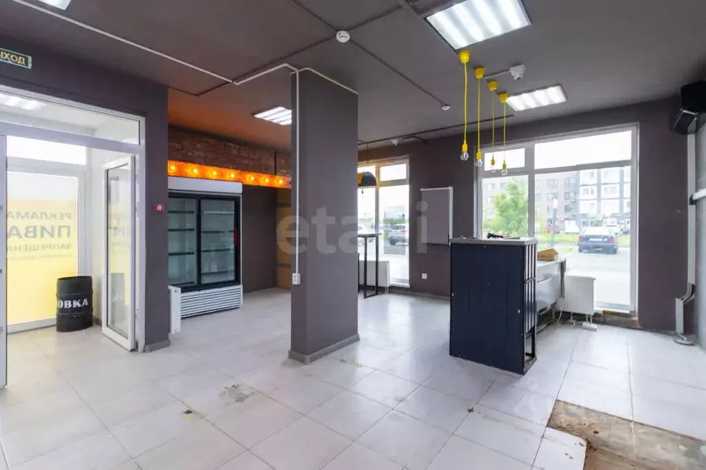 Помещение свободного назначения в Тюменская область, Тюмень ул. ... - Фото 1