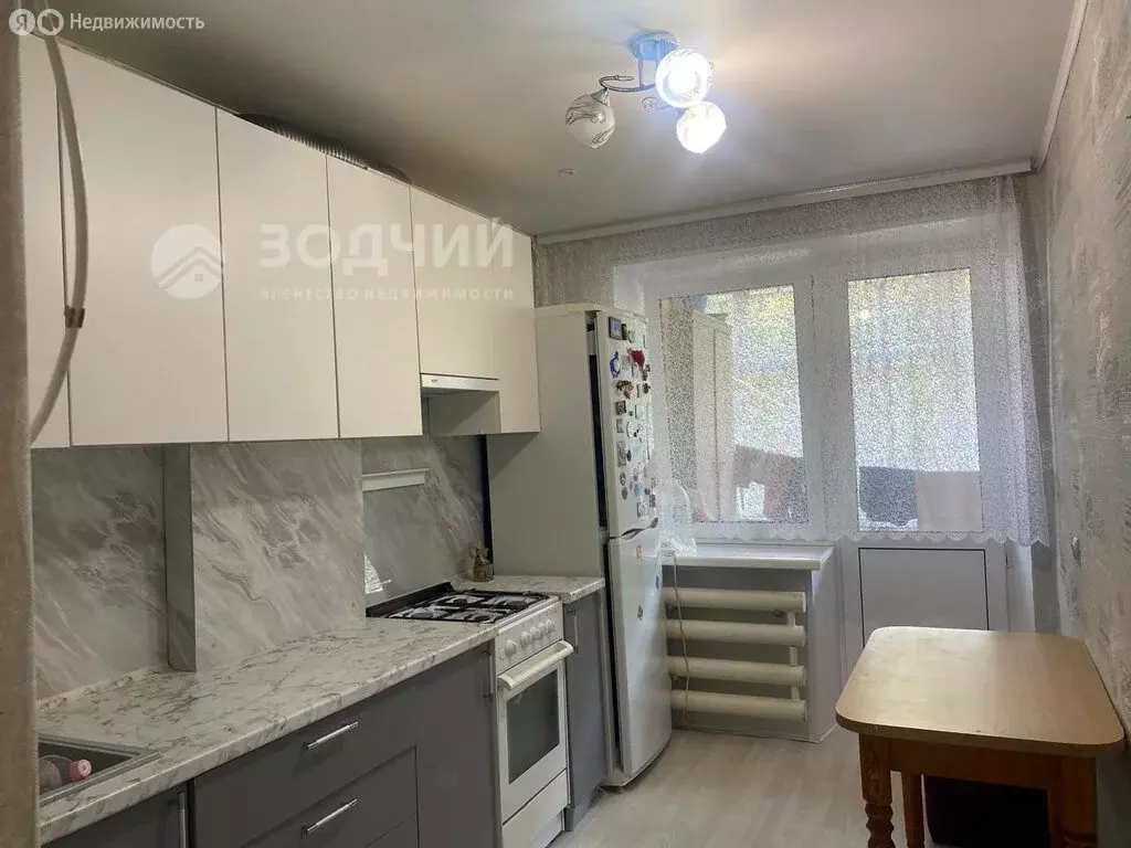 2-комнатная квартира: Канаш, улица Толстого, 15 (43.9 м) - Фото 1
