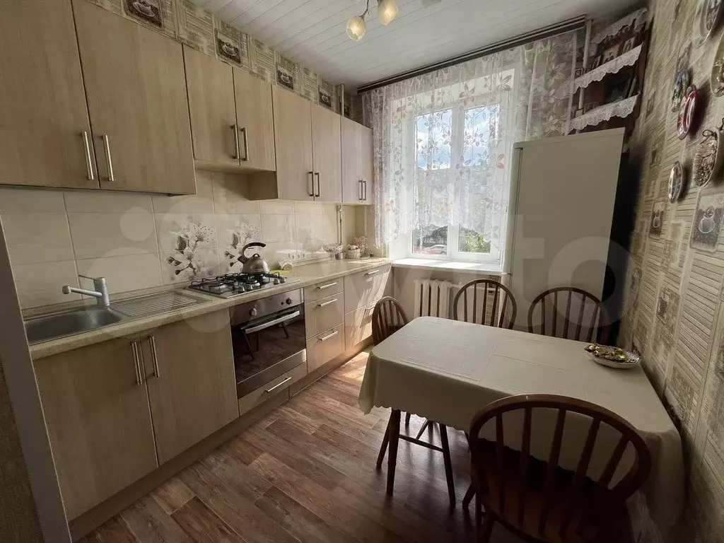 2-к. квартира, 50 м, 2/3 эт. - Фото 0