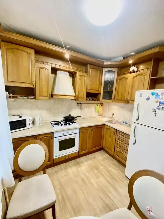 3-к. квартира, 75 м, 4/9 эт. - Фото 0