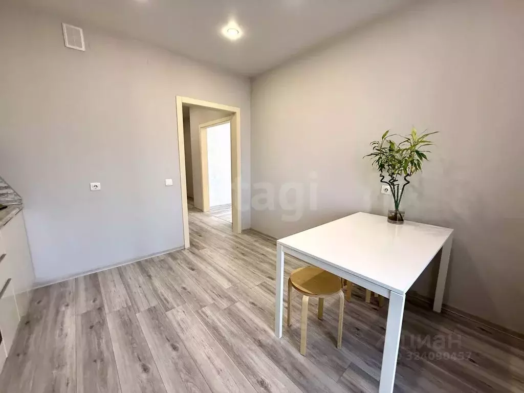 2-к кв. Татарстан, Казань ул. Комиссара Габишева, 45 (60.2 м) - Фото 2