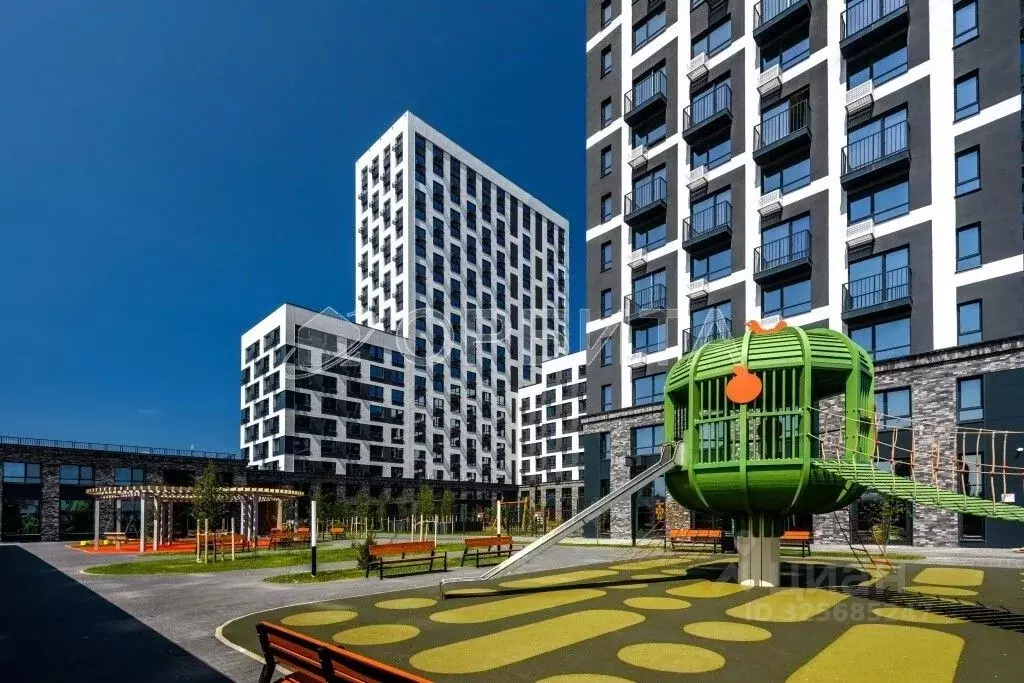 2-к кв. Тюменская область, Тюмень ул. Ветеранов Труда, 36к1 (58.1 м) - Фото 2