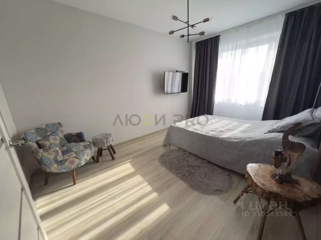 1-к кв. Удмуртия, Ижевск 1-я Подлесная ул., 1 (33.0 м) - Фото 1