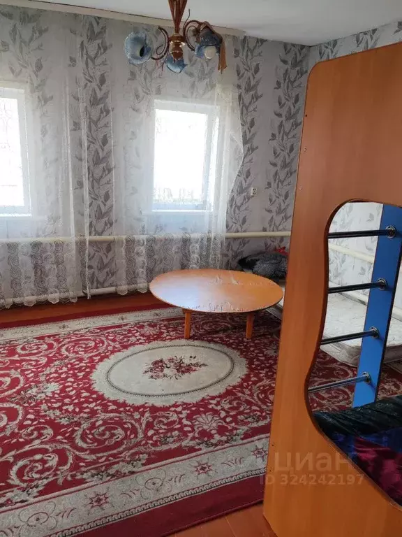 Дом в Омская область, Омск ул. Перова, 2 (45 м) - Фото 1