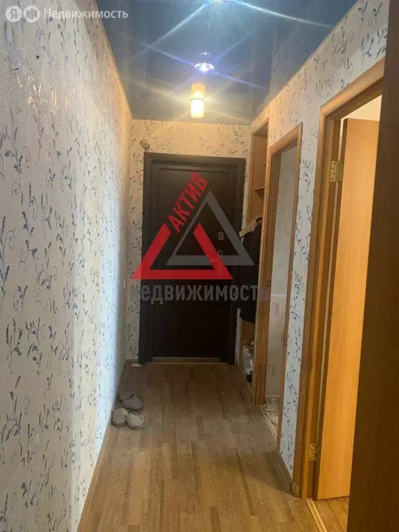 2-комнатная квартира: Каменск-Уральский, улица Кирова, 17 (42.9 м) - Фото 2