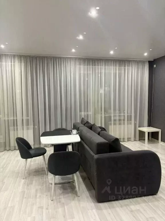 Студия Омская область, Омск ул. Перелета, 34 (46.0 м) - Фото 2