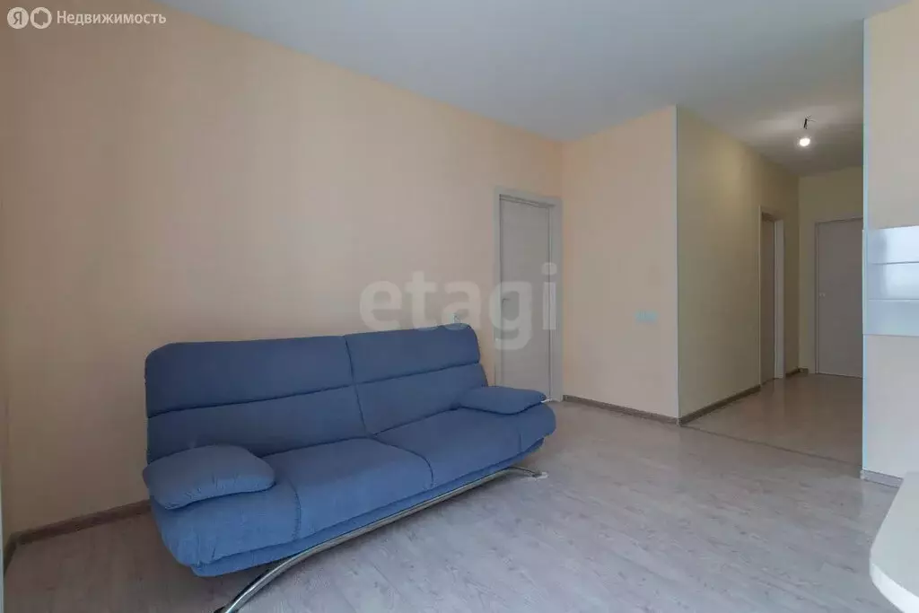 3-комнатная квартира: Калининград, улица Поленова, 4к1 (77 м) - Фото 0