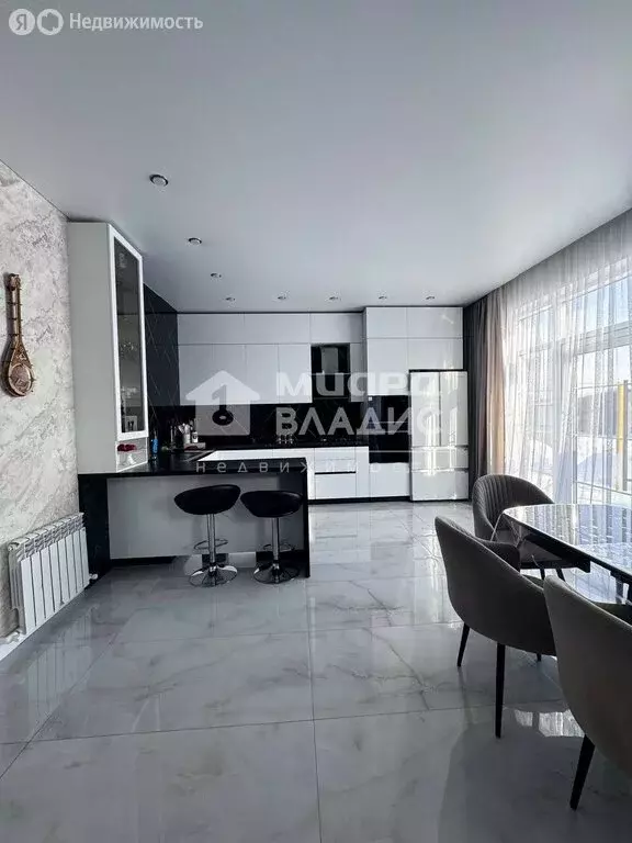 Дом в Омск, 3-й проезд Челюскинцев, 19 (171 м) - Фото 1