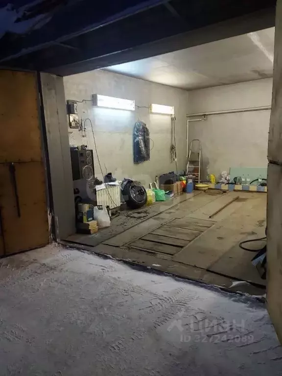 Гараж в Ямало-Ненецкий АО, Новый Уренгой Железнодорожная ул., 26В (30 ... - Фото 1