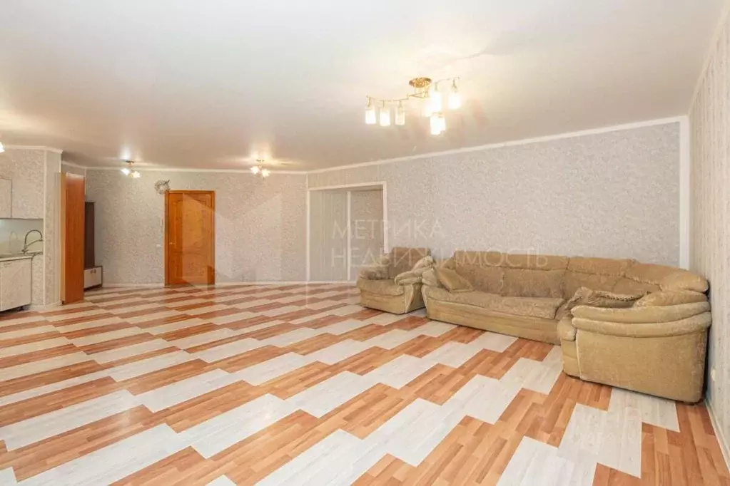 2-к кв. Тюменская область, Тюмень Солнечный проезд, 3 (77.7 м) - Фото 1