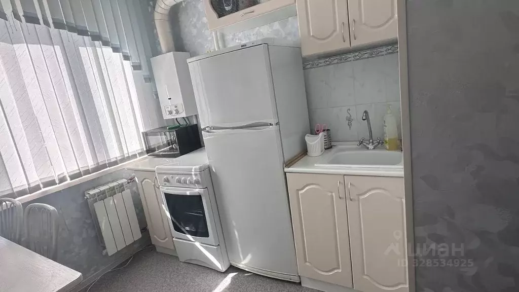 2-к кв. Нижегородская область, Дзержинск Советская ул., 9А (41.0 м) - Фото 1