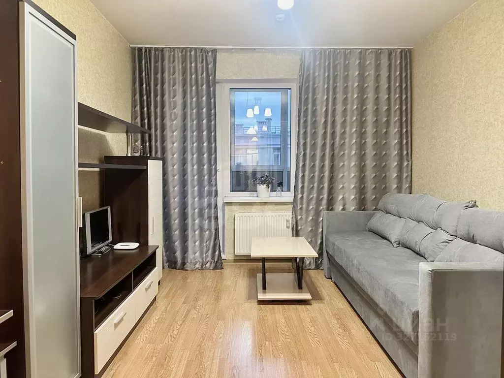 Студия Санкт-Петербург пос. Парголово, Заречная ул., 19к1 (30.0 м) - Фото 1