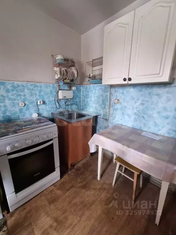 Комната Саратовская область, Балашов ул. Менделеева, 4А (34.5 м) - Фото 1