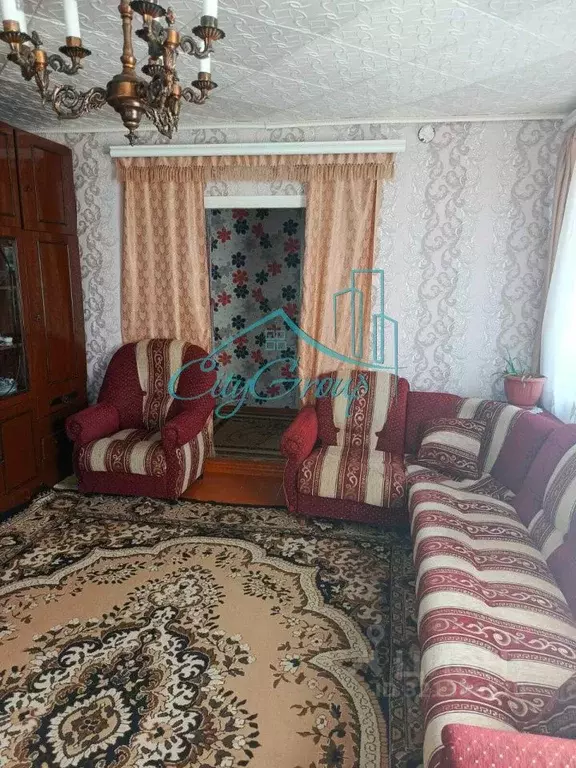 Дом в Оренбургская область, Кувандык Октябрьская ул., 81 (53 м) - Фото 1