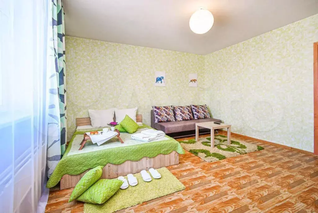 1-к кв. Красноярский край, Красноярск ул. Авиаторов, 40 (45.0 м) - Фото 0