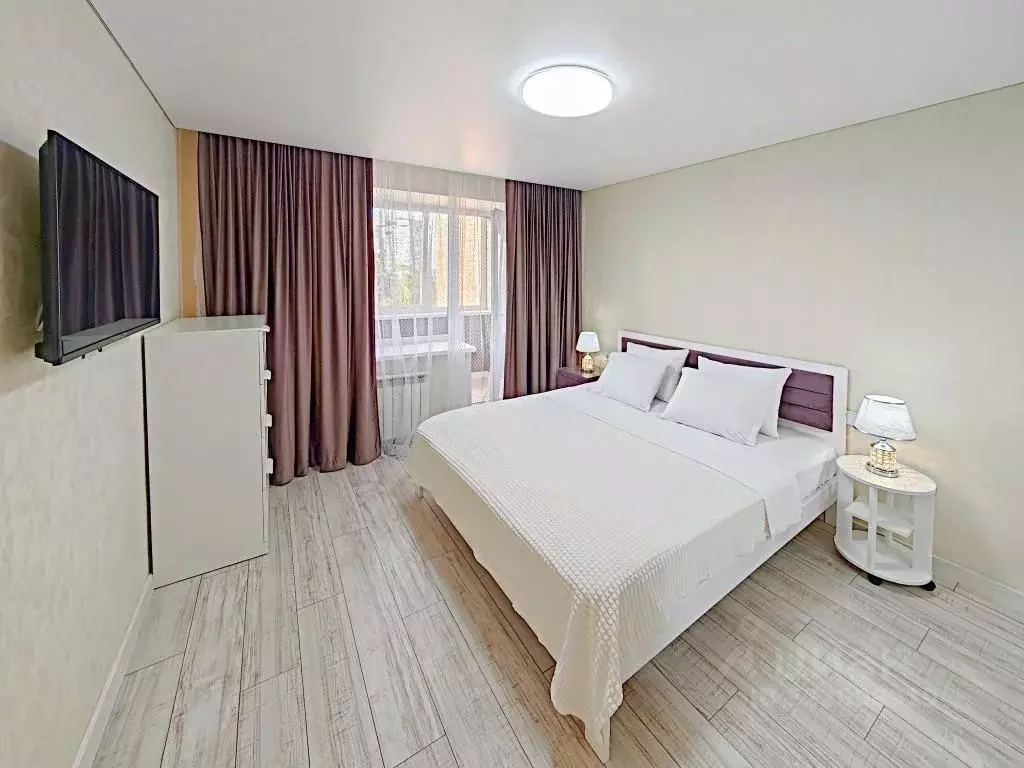 2-к кв. Самарская область, Самара Ново-Садовая ул., 181 (75.0 м) - Фото 1