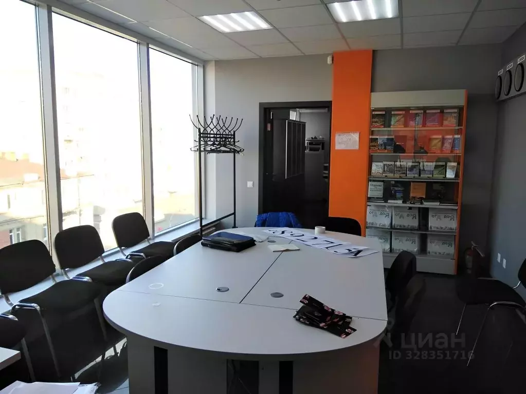 Офис в Саратовская область, Саратов Московская ул., 117Б (80 м) - Фото 1