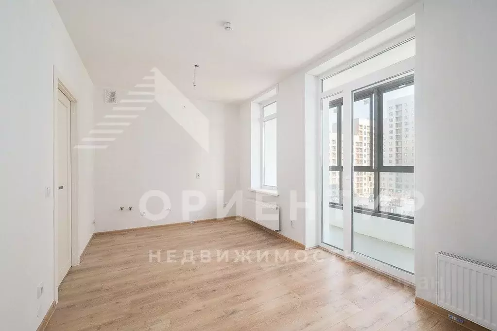 Студия Свердловская область, Екатеринбург бул. Новосинарский, 5 (24.0 ... - Фото 1