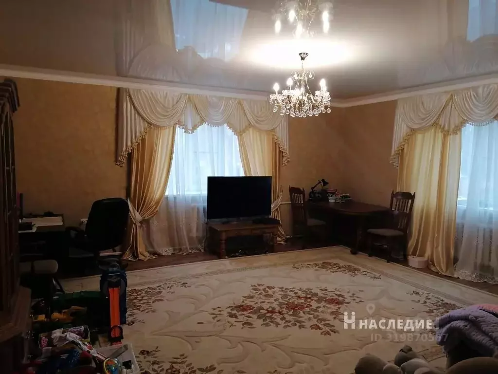 Дом в Ростовская область, Каменск-Шахтинский ул. Пушкина, 101 (350 м) - Фото 0