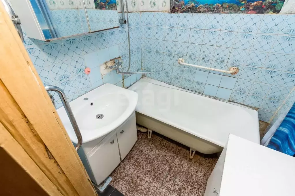 3-к кв. Тюменская область, Тюмень Садовая ул., 121а (59.5 м) - Фото 1