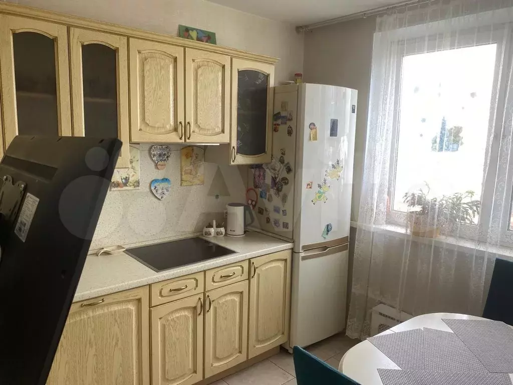 2-к. квартира, 52 м, 6/9 эт. - Фото 0