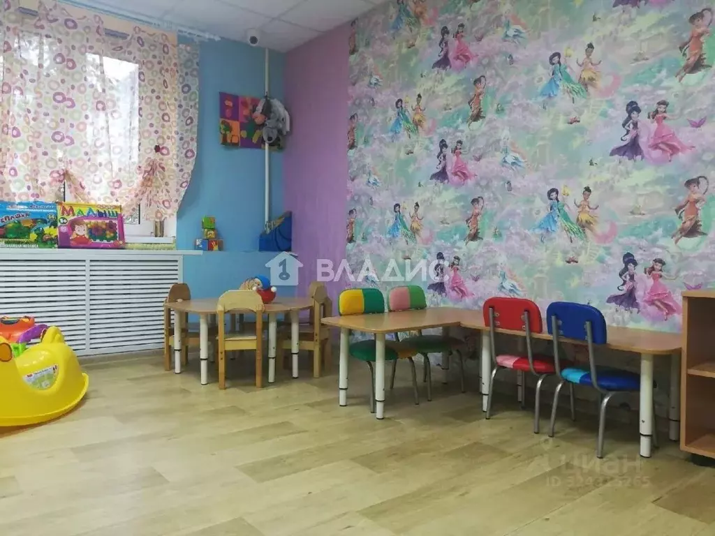 Торговая площадь в Коми, Сыктывкар ул. Малышева, 23 (104 м) - Фото 1