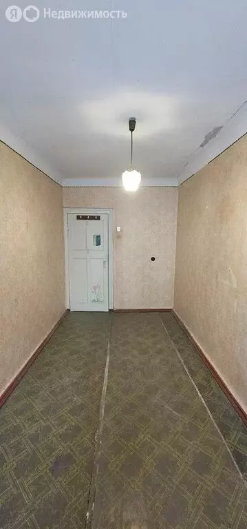 3-комнатная квартира: Таганрог, улица Шаумяна, 13 (55.2 м) - Фото 2