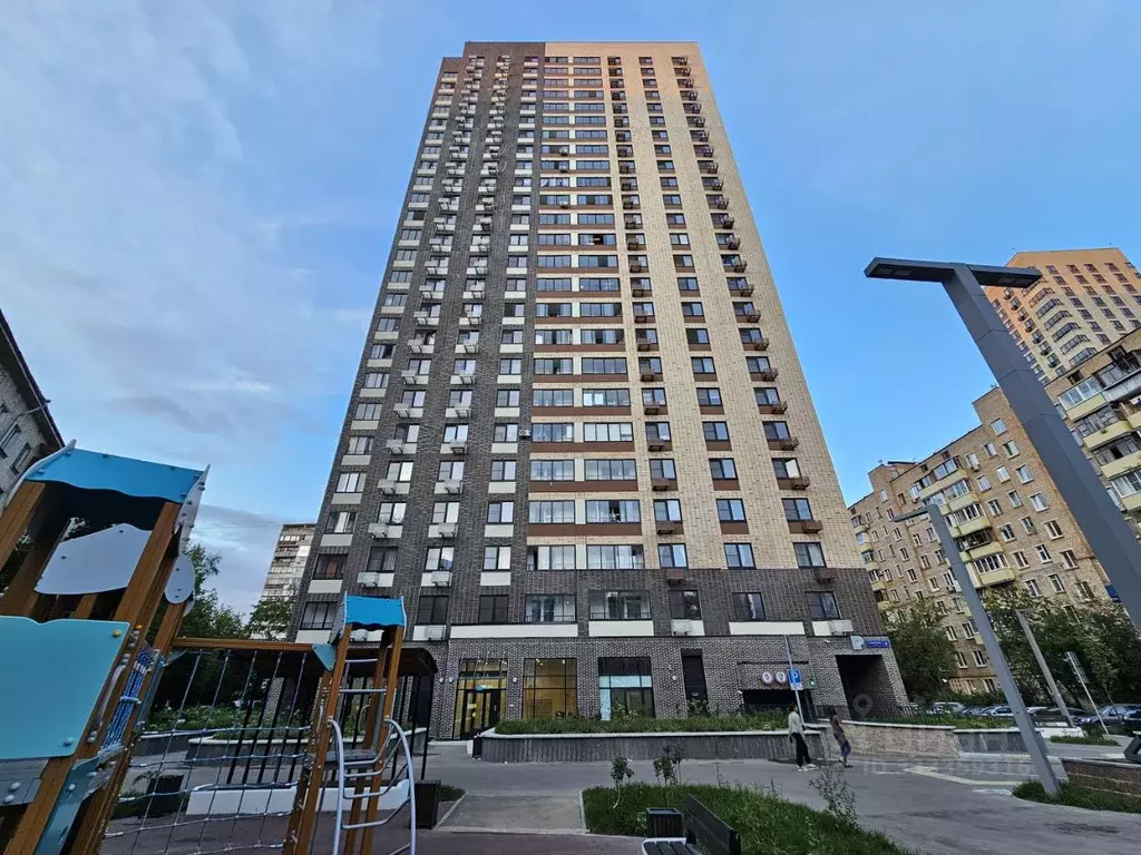 Гараж в Москва ул. Лавочкина, 6 (13 м) - Фото 1