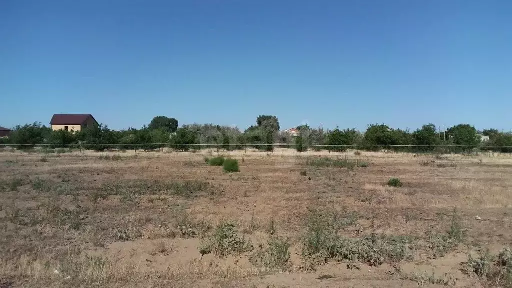 Участок в Астраханская область, Наримановский район, с. Рассвет ... - Фото 2