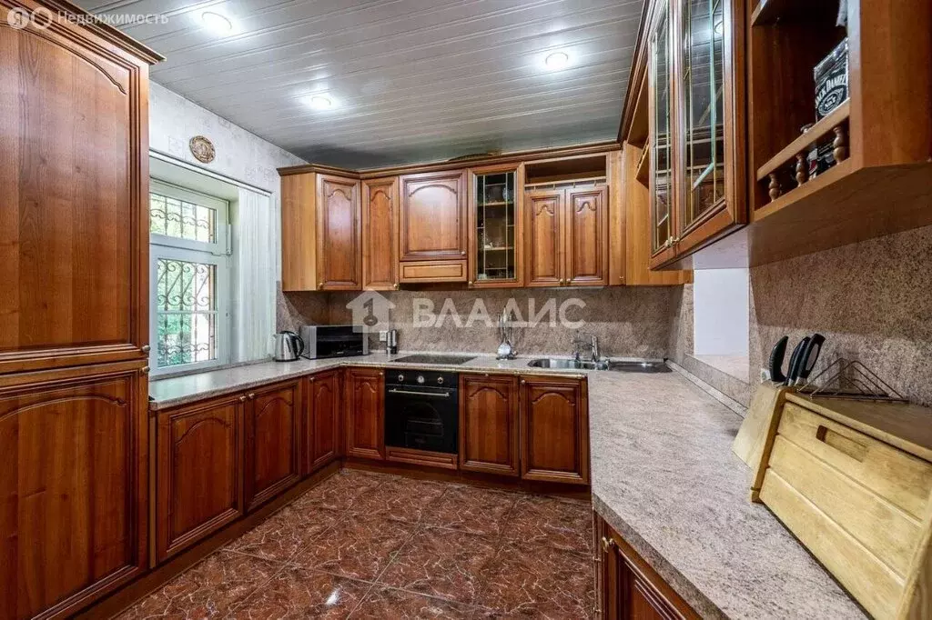 Дом в Всеволожск, Христиновский проспект, 15к2 (350 м) - Фото 1