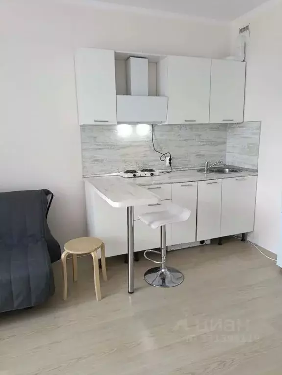 1-к кв. Москва ш. Остафьевское, 14к2 (22.7 м) - Фото 1