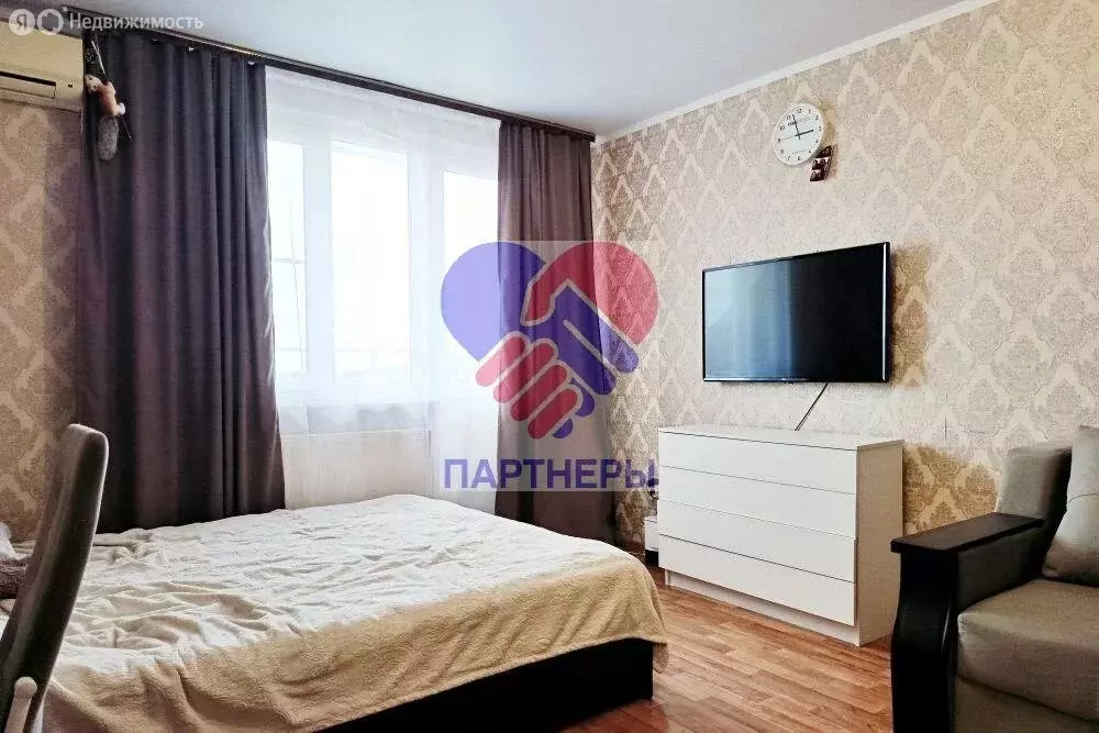 1-комнатная квартира: посёлок городского типа Яблоновский, улица ... - Фото 1