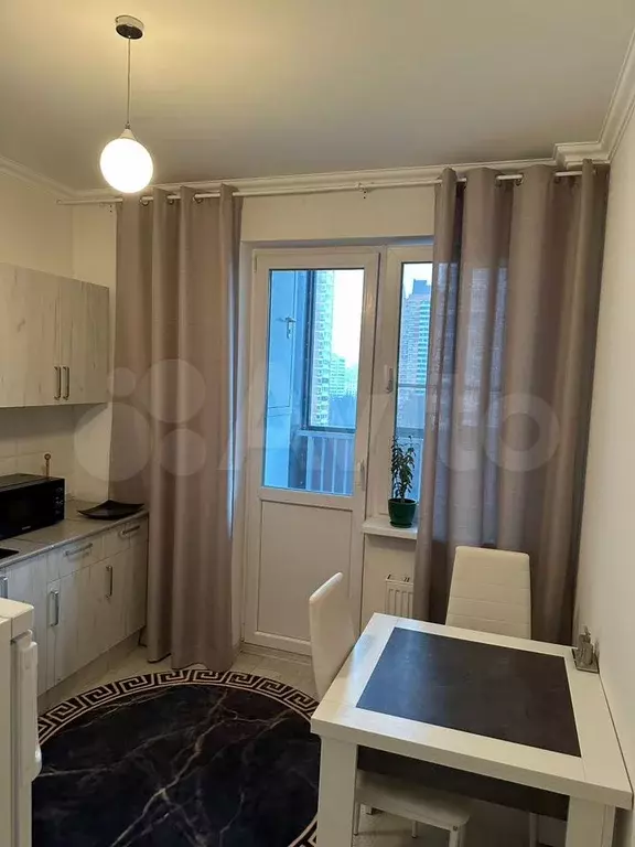 1-к. квартира, 40 м, 5/17 эт. - Фото 0