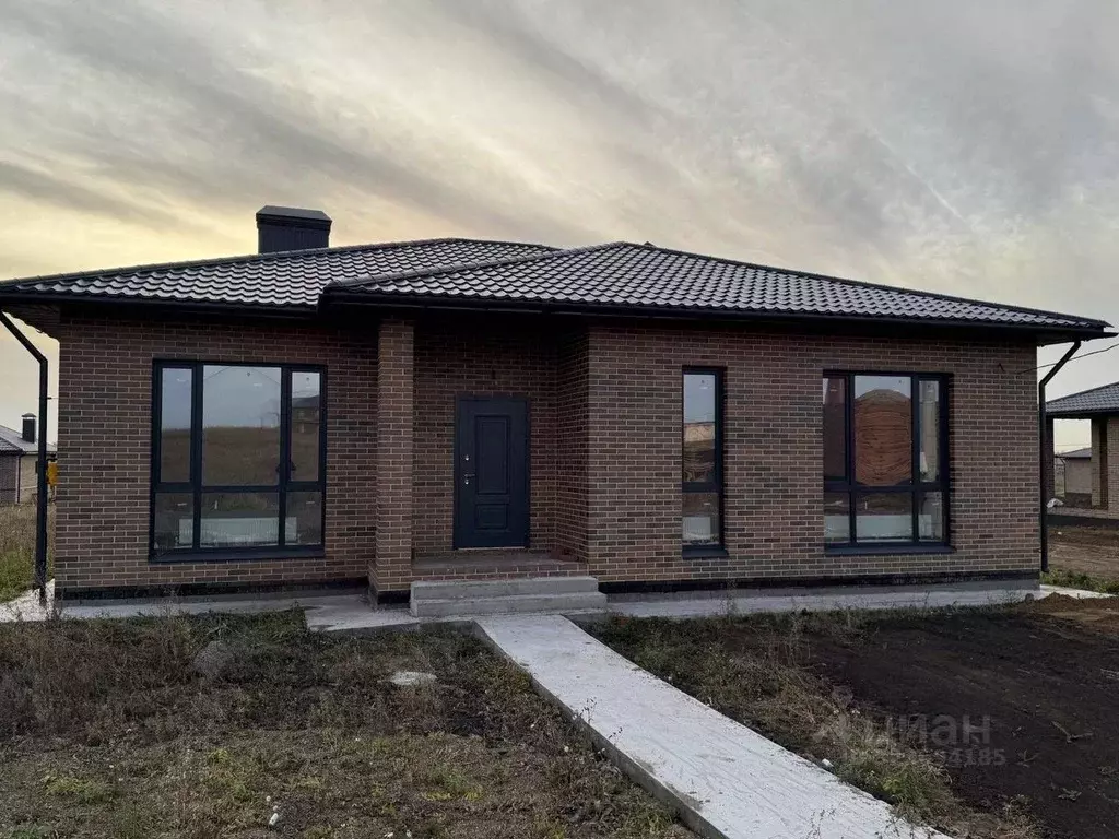 Дом в Татарстан, Лаишевский район, Кирбинское с/пос, д. Травкино ул. ... - Фото 2