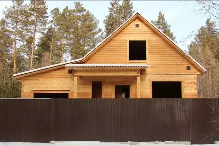 Дом в село Смоленка, Амурская улица (150 м) - Фото 1