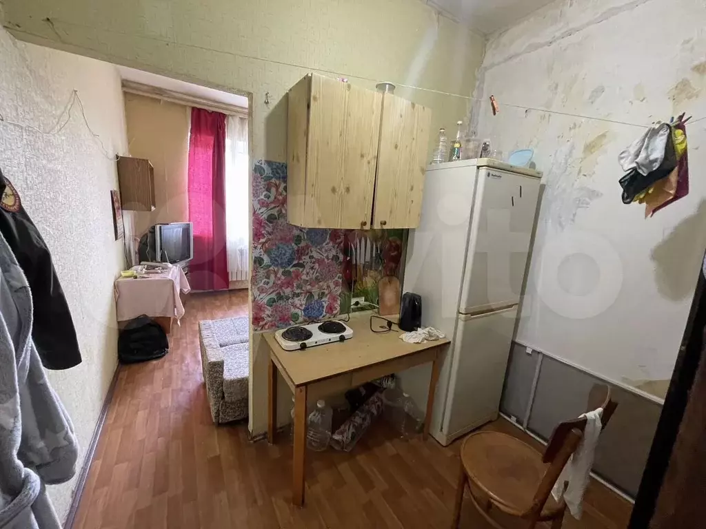 Комната 14 м в 1-к., 4/4 эт. - Фото 0
