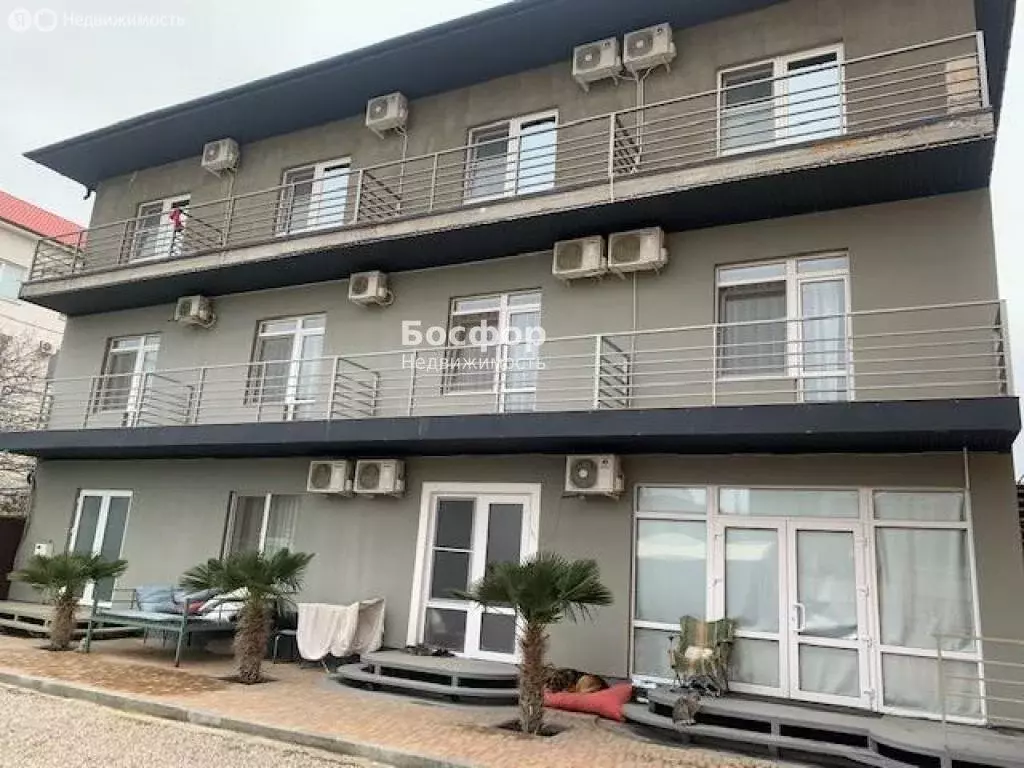 Дом в Судак, улица Маршала Ерёменко (670 м) - Фото 2