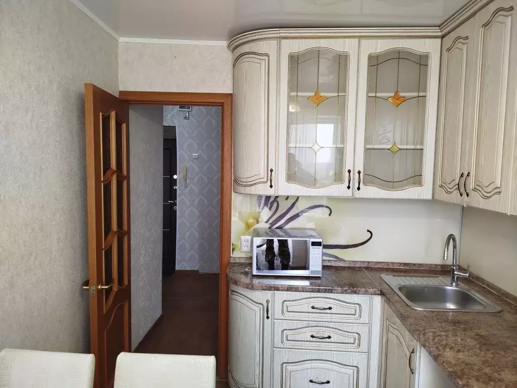 2-к кв. Ростовская область, Новочеркасск пл. Ермака, 7 (50.0 м) - Фото 1