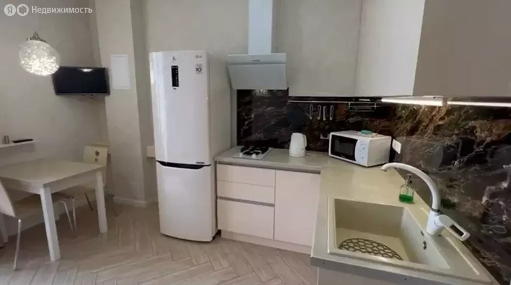 1-комнатная квартира: Геленджик, Крымская улица, 22к14 (40 м) - Фото 0