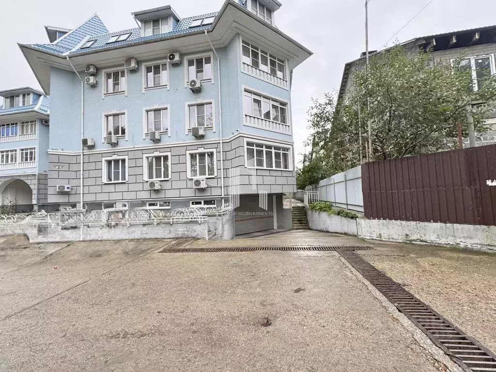 Гараж в Краснодарский край, Новороссийск ул. Екатерининская, 2 (18 м) - Фото 2