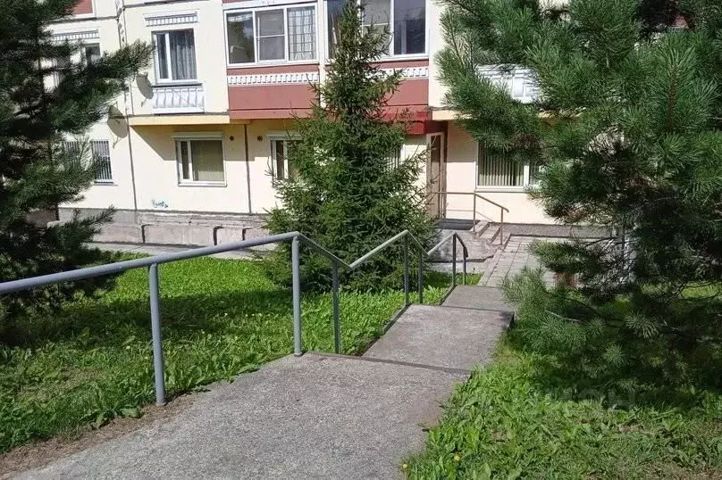 3-к кв. Карелия, Петрозаводск Повенецкая ул., 6 (107.0 м) - Фото 1