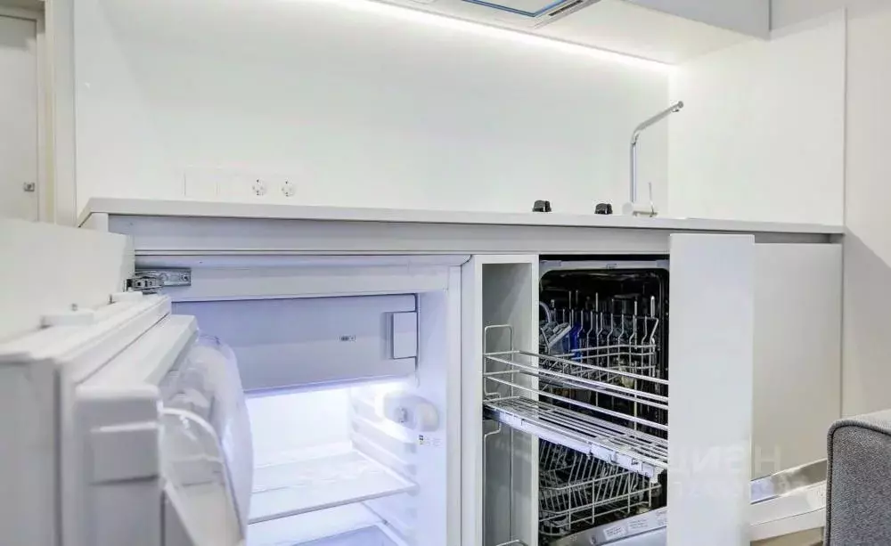 Студия Воронежская область, Воронеж ул. 9 Января, 68/2к3 (20.0 м) - Фото 1