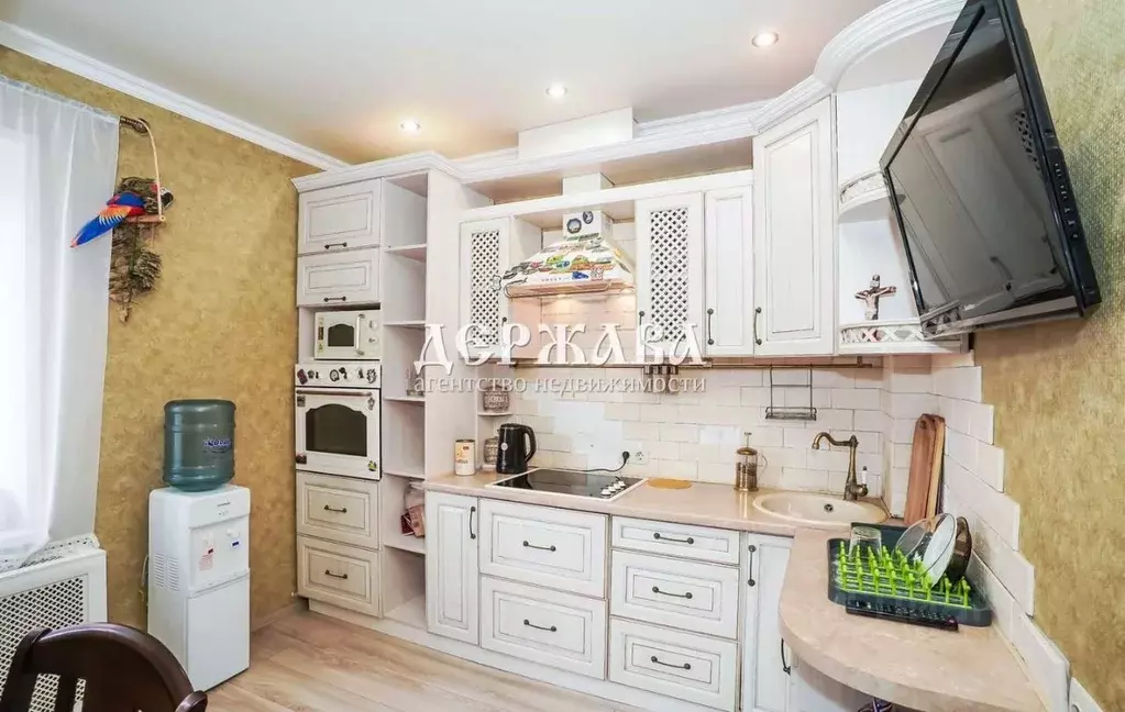 2-к кв. Белгородская область, Старый Оскол Дубрава мкр, 1 кв-л, 10 ... - Фото 1