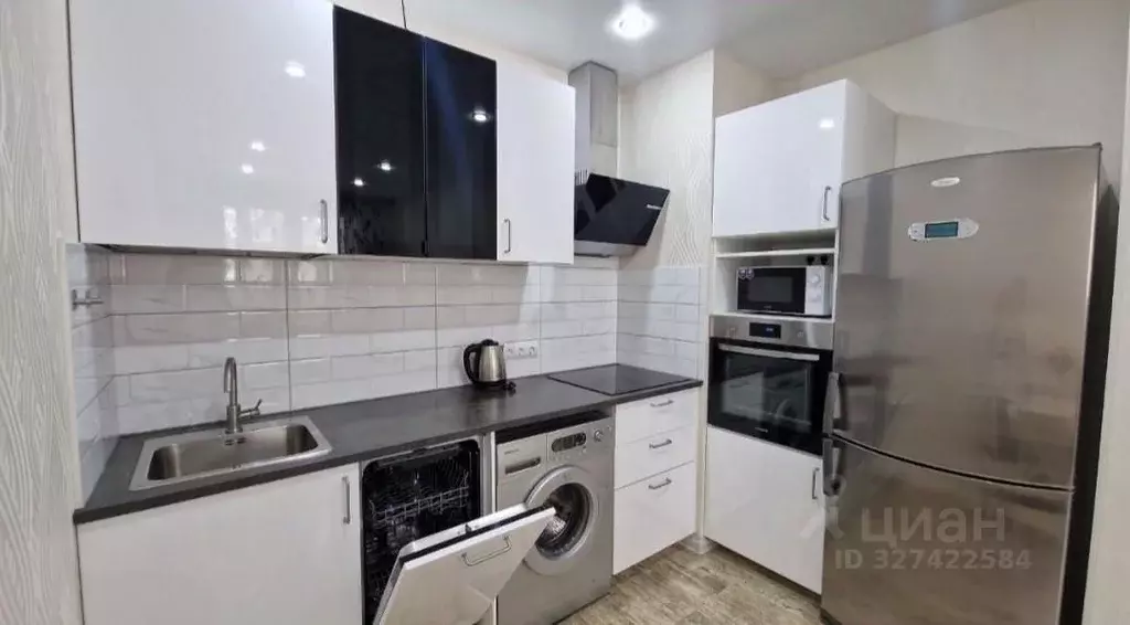 2-к кв. Омская область, Омск Взлетная ул., 11/1 (54.0 м) - Фото 2