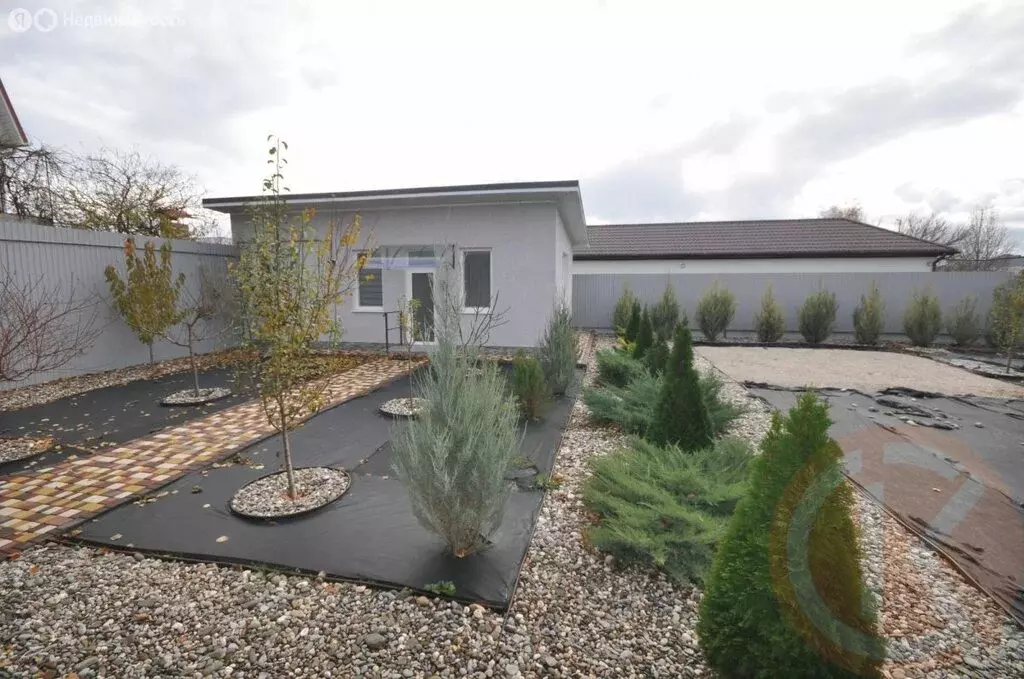 Дом в Заозёрное, Каламитская улица, 23 (200 м) - Фото 2